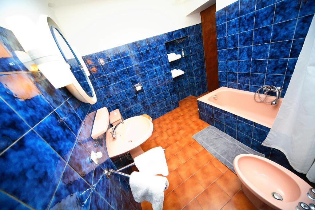 Belle De Nuit Panzió Oppède Szoba fotó