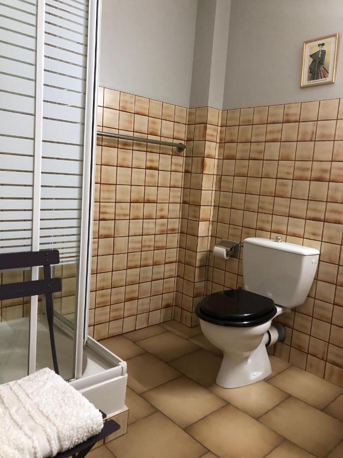 Belle De Nuit Panzió Oppède Kültér fotó